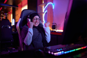 Gamer usando marketing digital